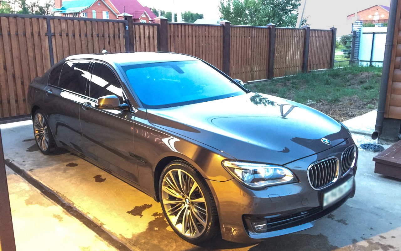 ������� BMW